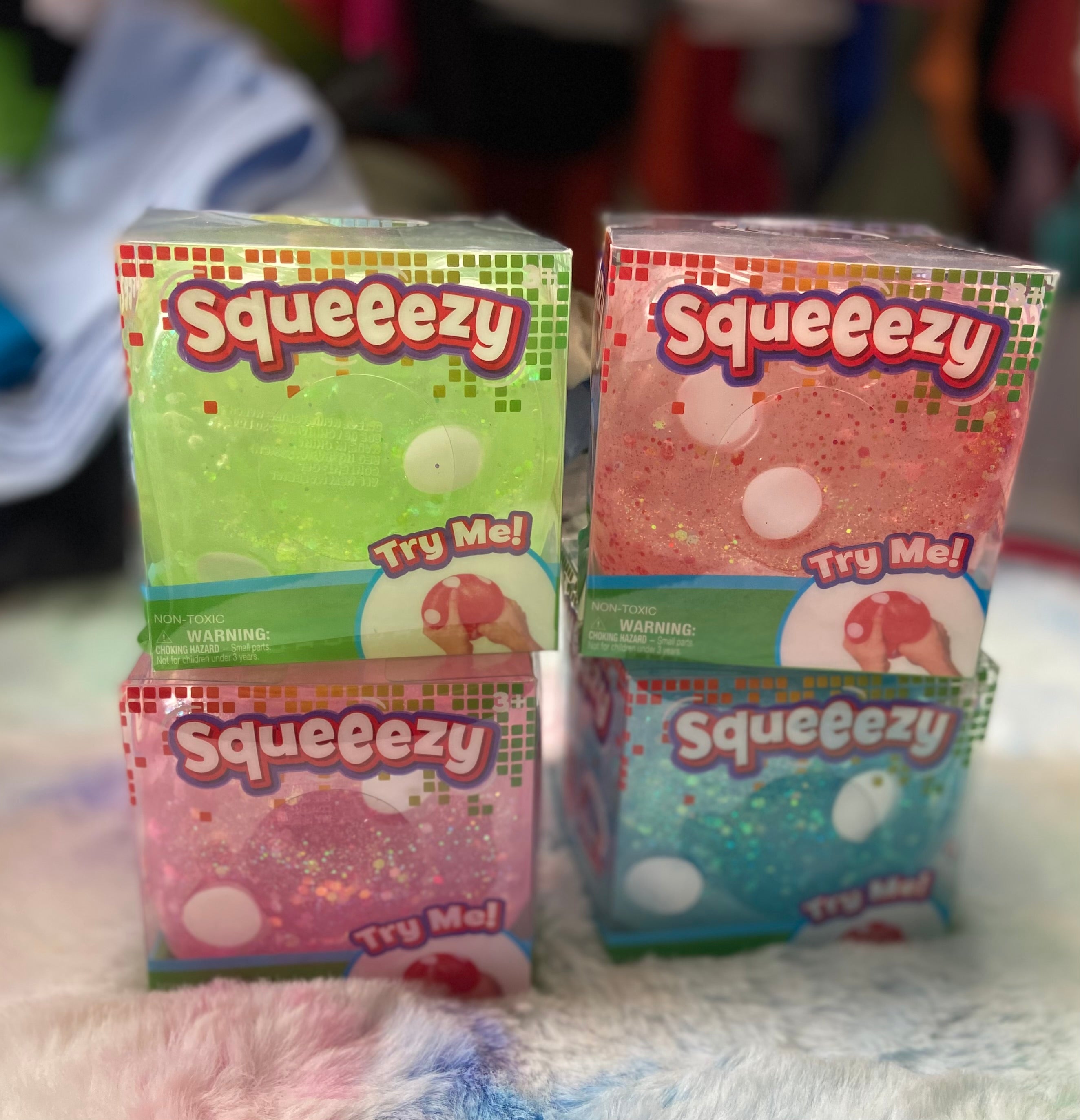 Squeeezy Glitter Dice Cube | Viral Squishy Toyy