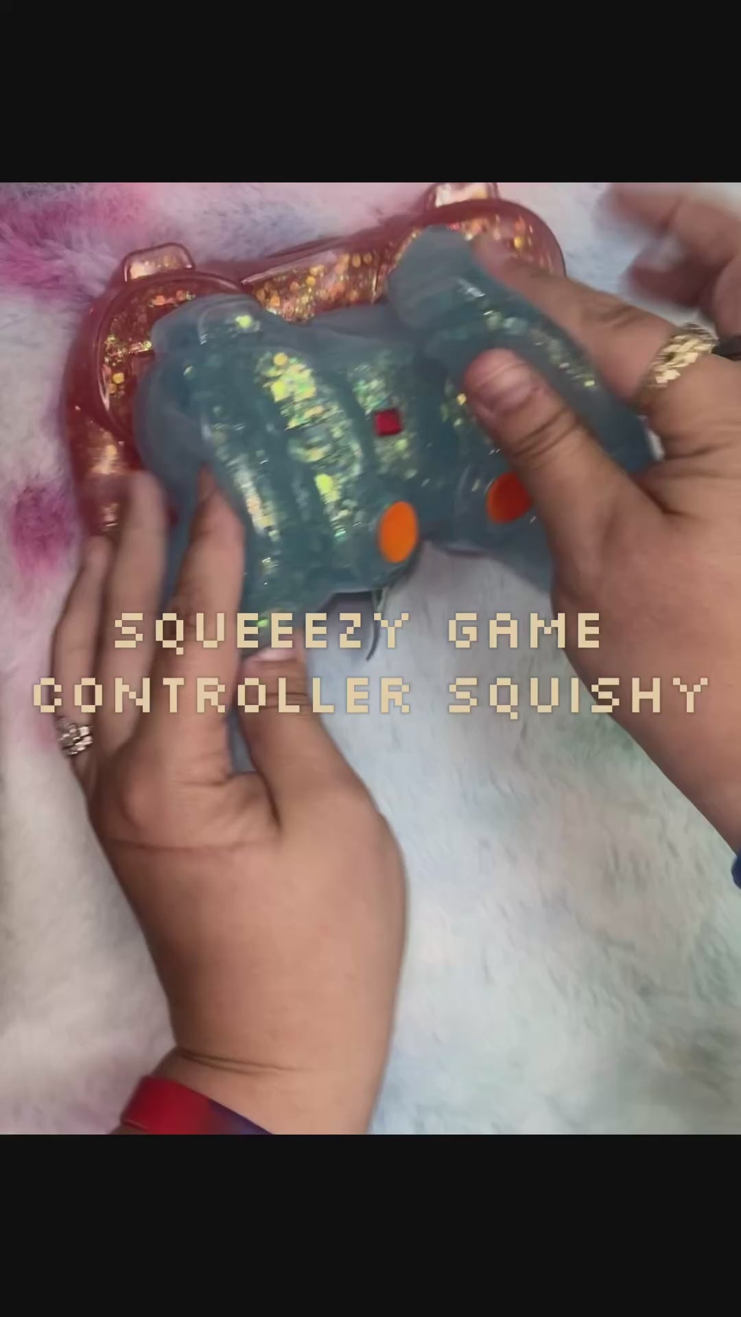 Squeeezy Glitter Game Controller | Viral Squishy Toyy